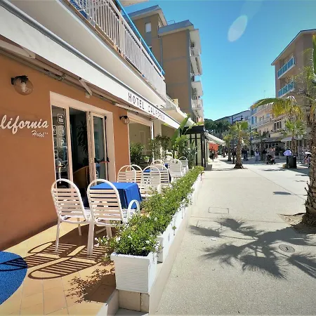 מלון California 2*