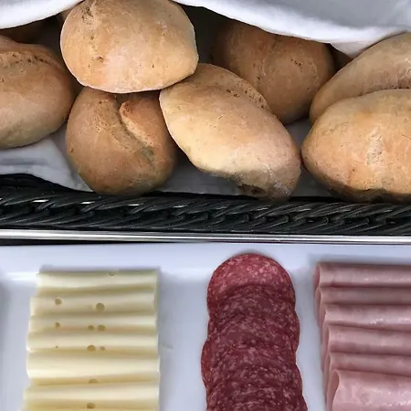 California מלון 2*