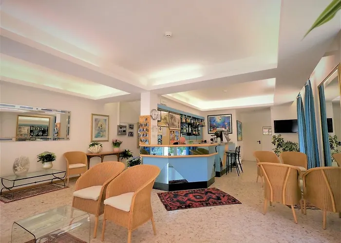 מלון California 2*